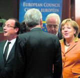 Merkel og Hollande deila á leiðtogafundi